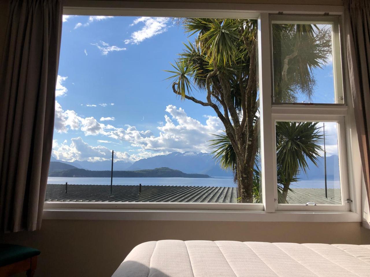玛纳波里湖景汽车旅馆 马纳普里 外观 照片