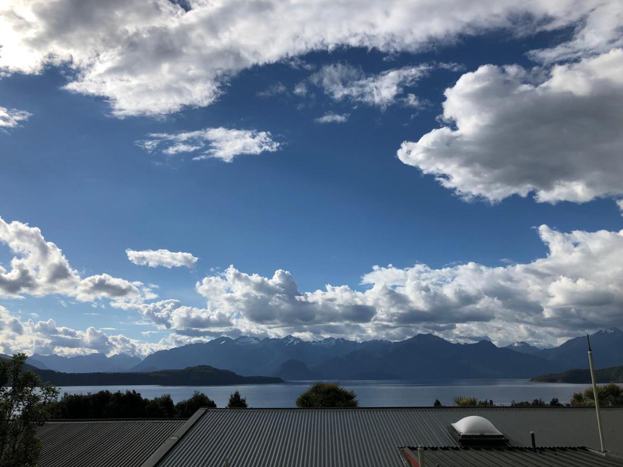 玛纳波里湖景汽车旅馆 马纳普里 外观 照片