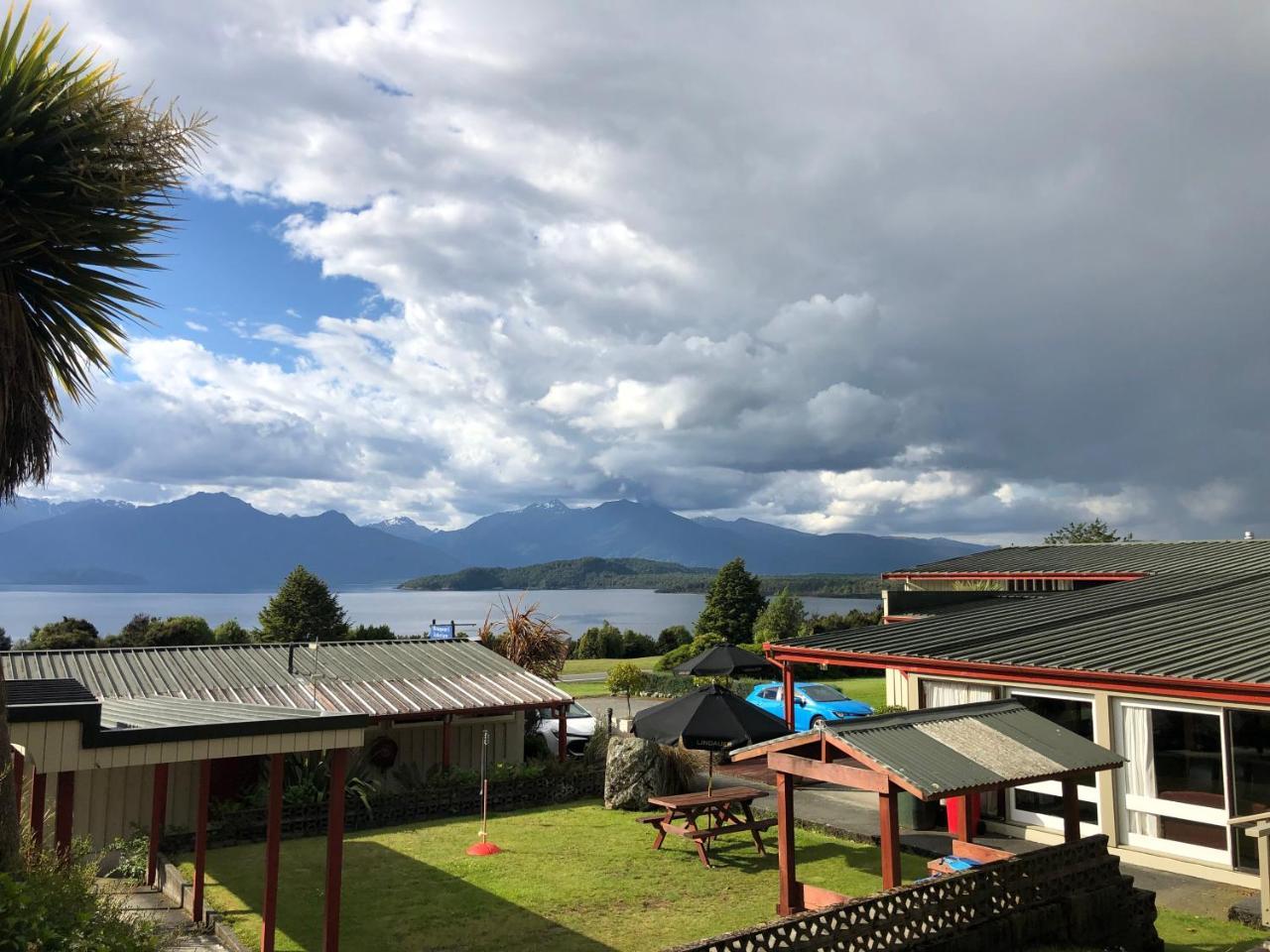 玛纳波里湖景汽车旅馆 马纳普里 外观 照片